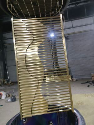 강한 접착력 및 오래 지속되는 보호 필름을 가진 대형 하드웨어 PVD 진공 코팅 기계